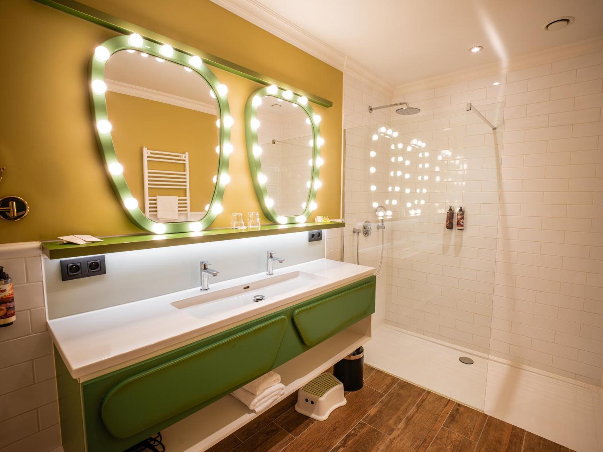 Theater Hotel De Panne Luaran gambar